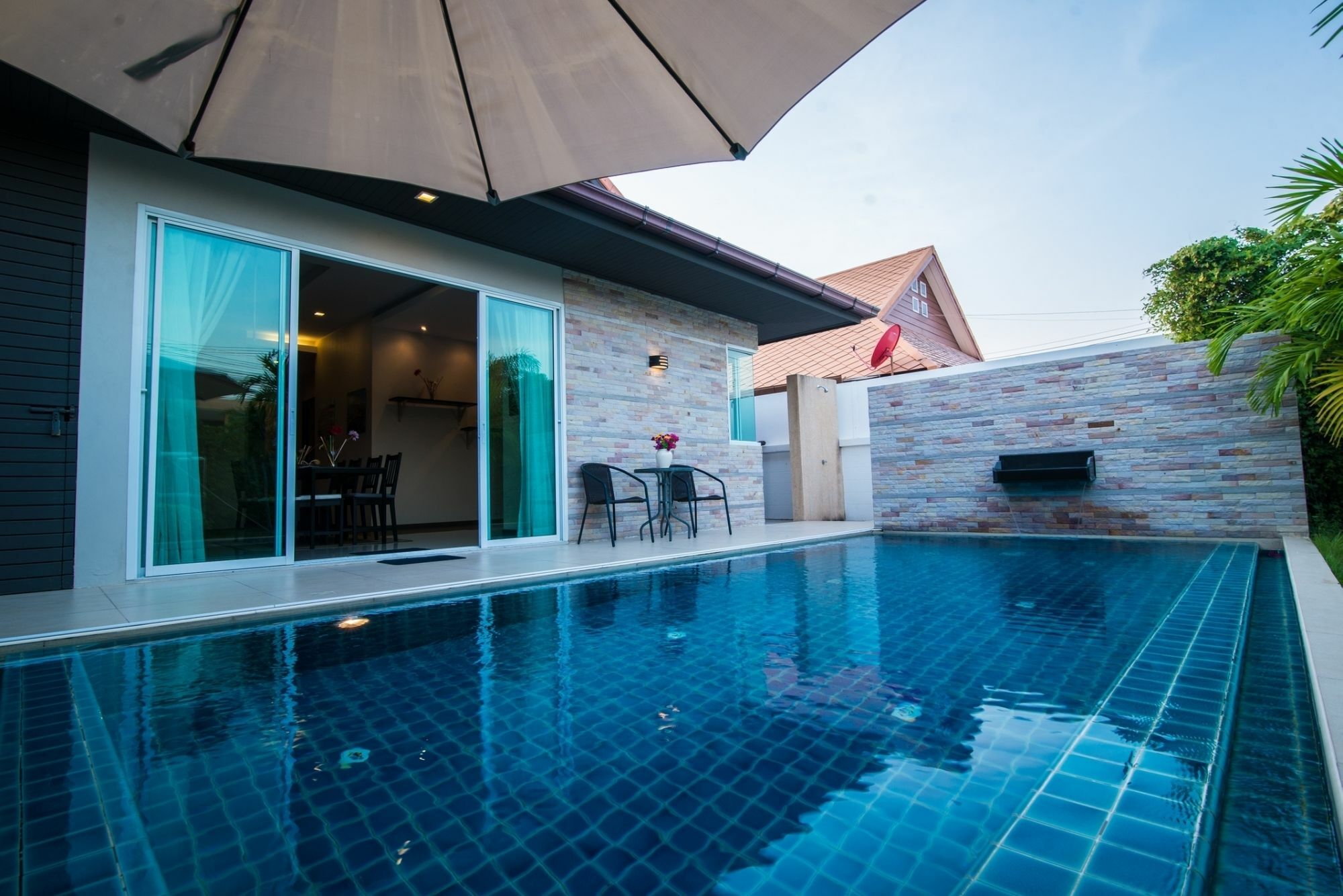 The Modern Jomtien Pool Villa 외부 사진